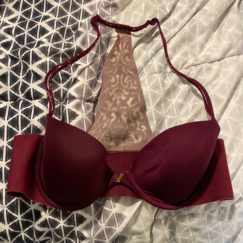 Vs bra